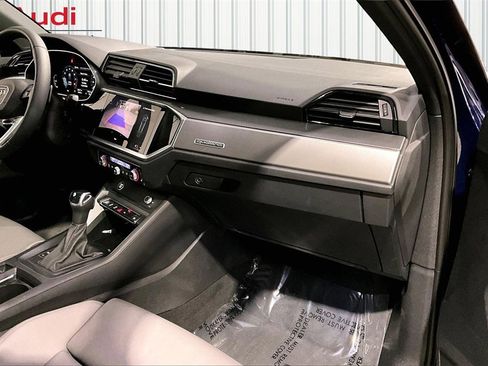 Used 2025 Audi Q3 2.0T Premium w/ Convenience Package image 26