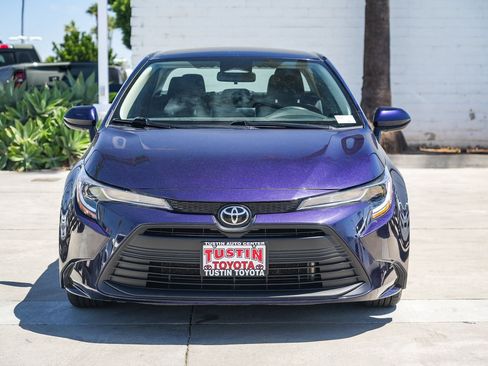 Certified 2023 Toyota Corolla LE FWD image 4