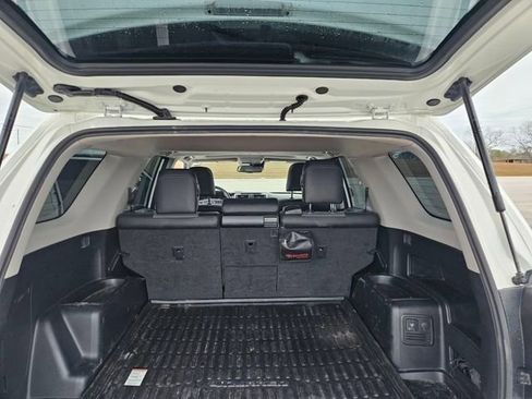 Used 2021 Toyota 4Runner SR5 Premium image 23