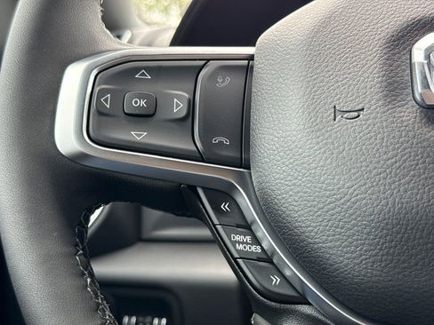 New 2026 RAM 1500 4x4 Crew Cab image 29
