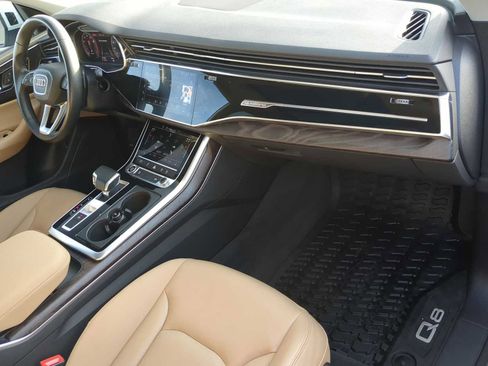 Used 2021 Audi Q8 Premium w/ Black Optic Package image 31