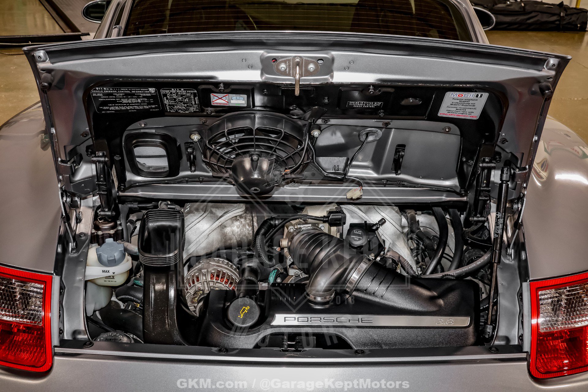 Used 2005 Porsche 911 Carrera S RWD image 90