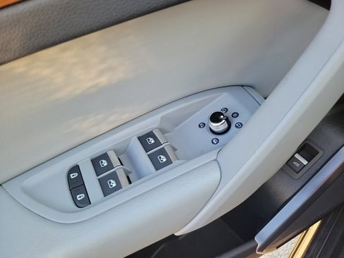 Certified 2023 Audi Q5 2.0T Premium image 19