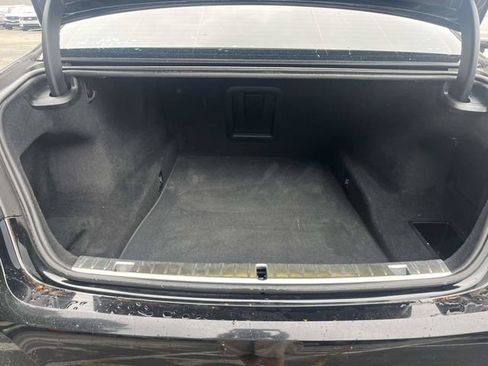 Used 2021 BMW 740i w/ Premium Package RWD image 12