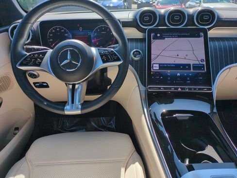 Used 2023 Mercedes-Benz GLC 300 4MATIC image 31