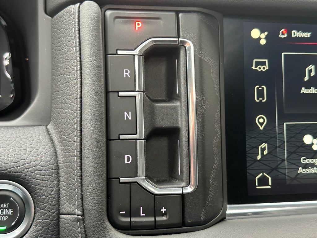 Used 2024 GMC Yukon Denali w/ Denali Reserve Package AWD/4WD image 67