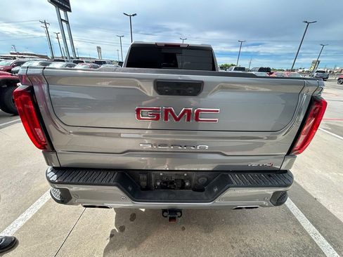 Used 2024 GMC Sierra 1500 AT4 w/ AT4 Carbonpro Edition AWD/4WD image 3