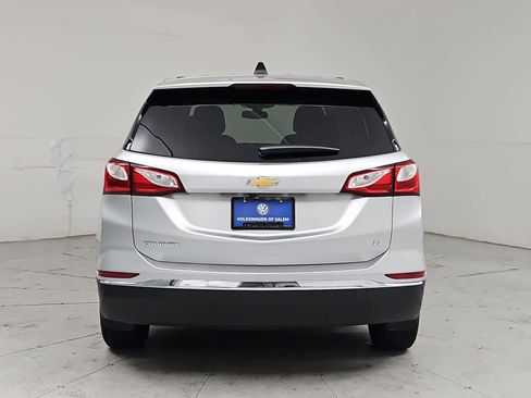 Used 2018 Chevrolet Equinox LT FWD image 5