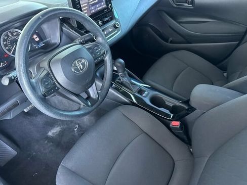 Used 2022 Toyota Corolla LE FWD image 10