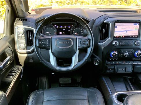 Used 2023 GMC Sierra 3500 Denali w/ Denali Ultimate Package image 3