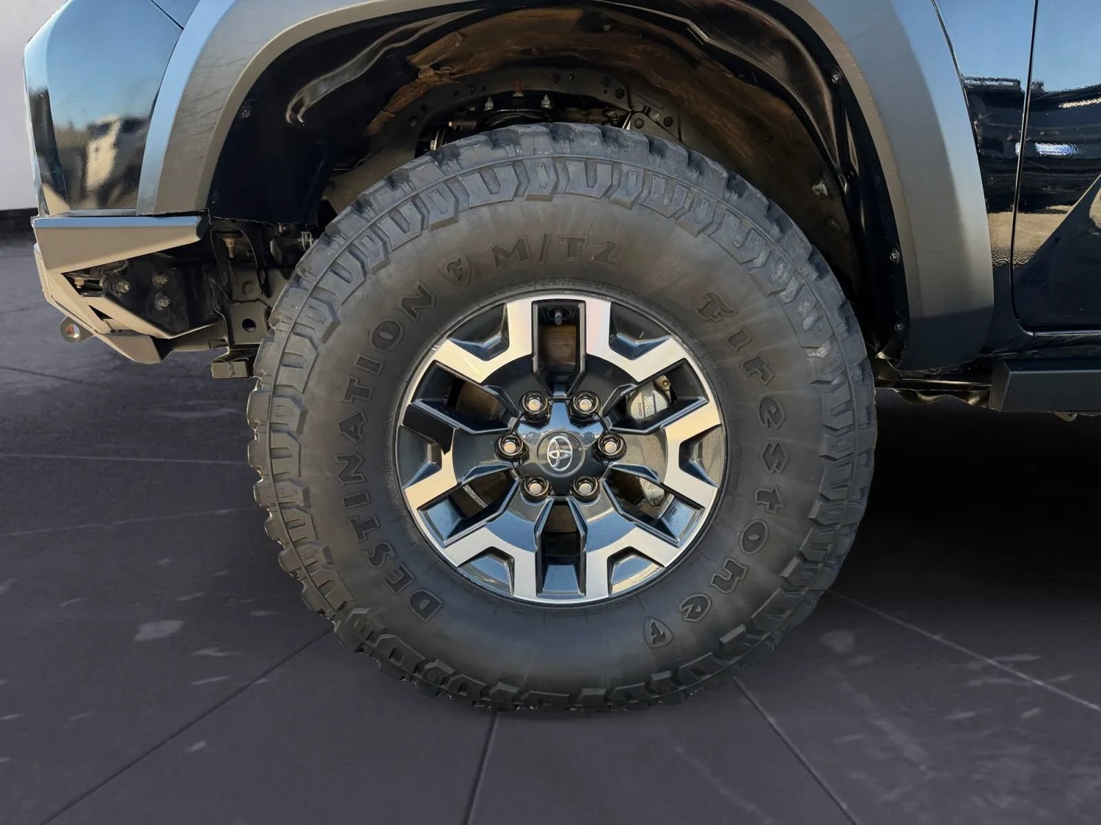 Used 2022 Toyota Tacoma TRD Off-Road AWD/4WD image 23