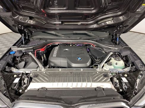 New 2026 BMW X3 xDrive30 w/ Premium Package AWD/4WD image 4