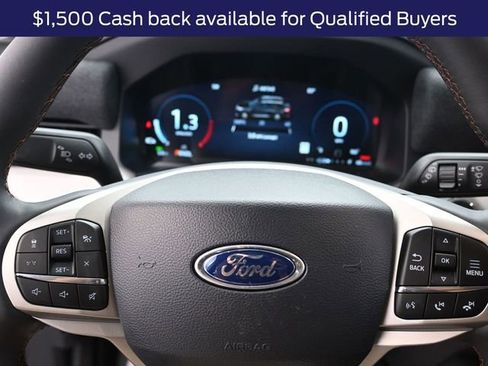 New 2025 Ford Explorer Active image 9