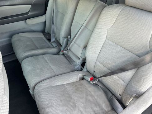 Used 2016 Honda Odyssey SE image 12