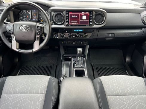 Certified 2021 Toyota Tacoma TRD Sport image 3