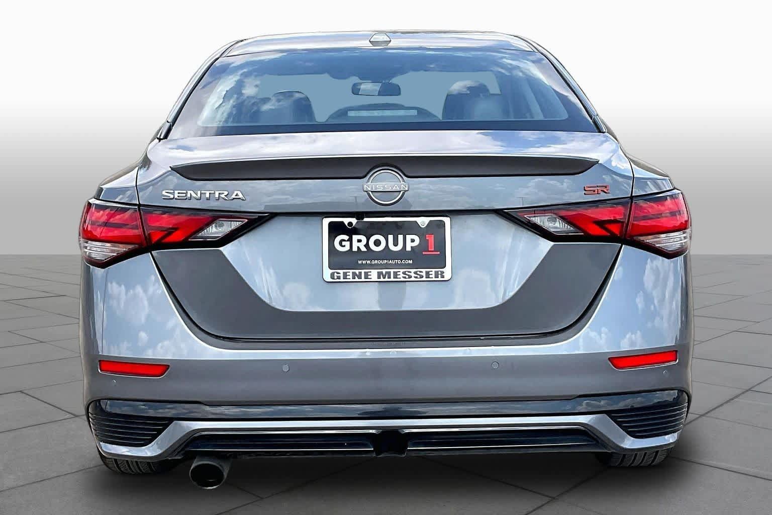 Used 2025 Nissan Sentra SR w/ SR Premium Package FWD image 5