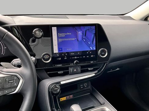 Used 2025 Lexus NX 250 FWD w/ Accessory Package (Z1) image 7