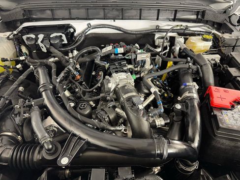 Used 2025 Ford Bronco Stroppe Edition image 10