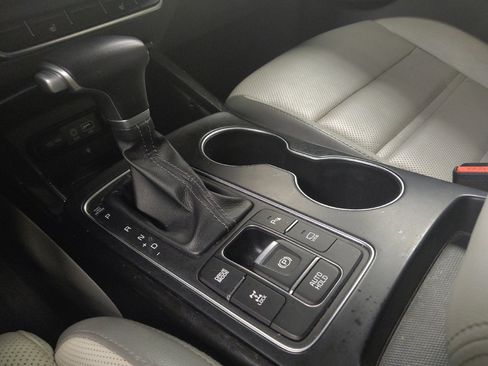 Used 2020 Kia Sorento SX AWD/4WD image 26