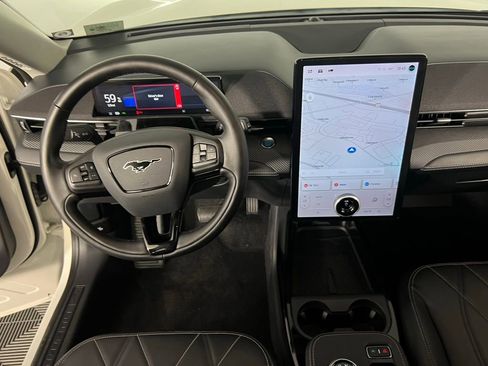 Used 2024 Ford Mustang Mach-E Select image 12
