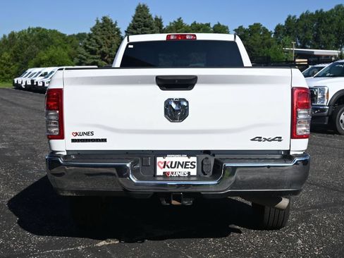 Used 2024 RAM 3500 Big Horn AWD/4WD image 8