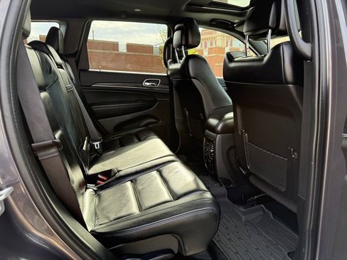Certified 2021 Jeep Grand Cherokee Limited image 16