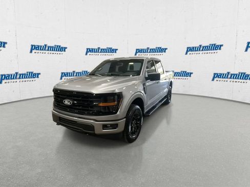 New 2026 Ford F150 XLT w/ XLT Black Appearance Package AWD/4WD image 4