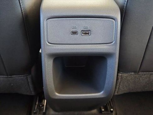 Used 2025 Chevrolet Trax ACTIV FWD image 16