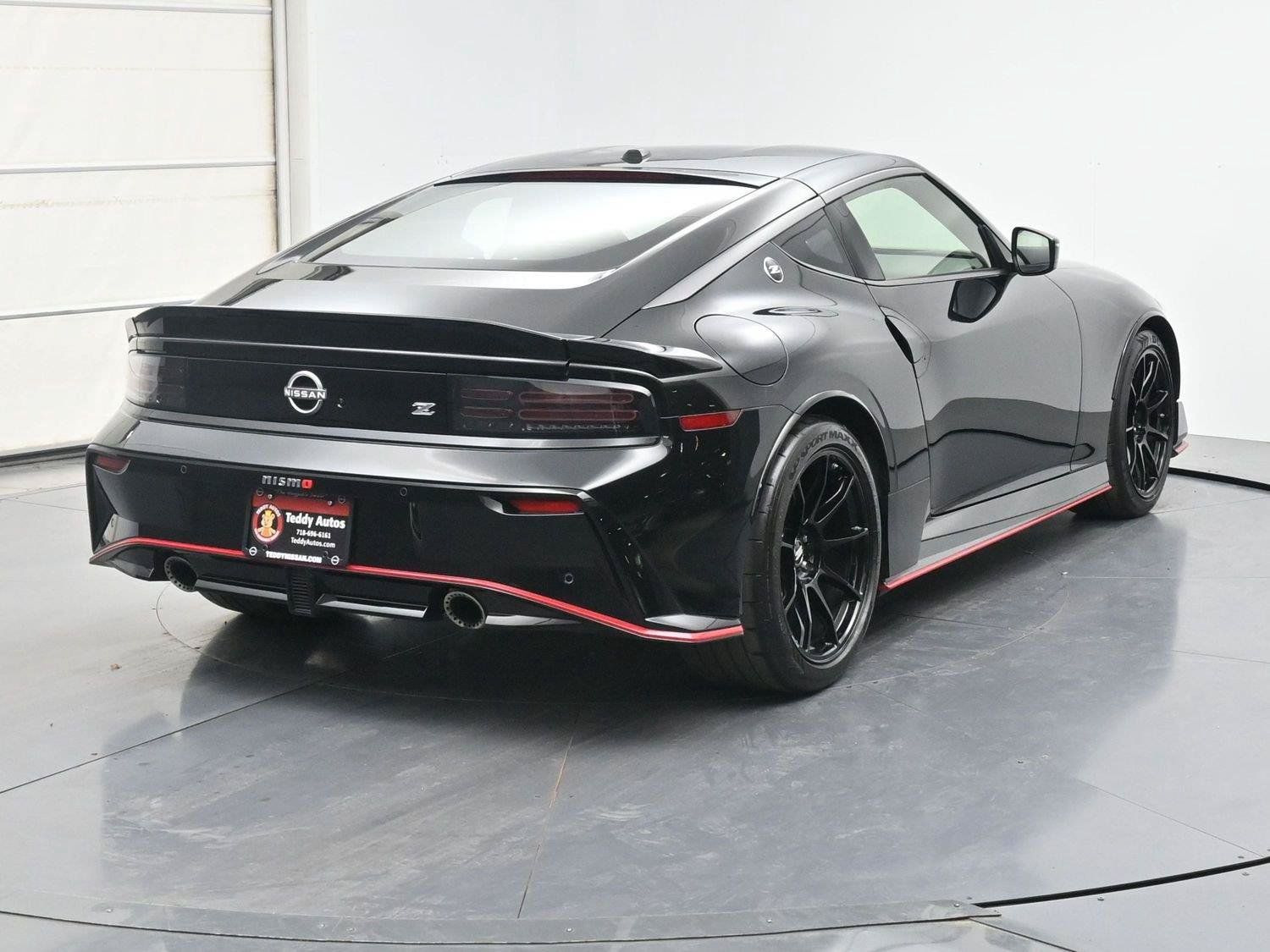 Certified 2024 Nissan Z Sport w/ Floor Mat Package RWD image 29