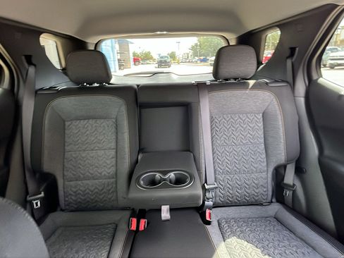 Used 2024 Chevrolet Equinox LT FWD image 23