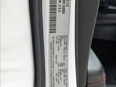 Used 2024 Dodge Durango GT image 24