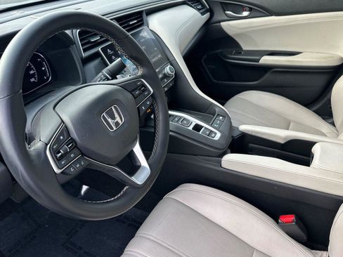 Certified 2019 Honda Insight Touring image 4