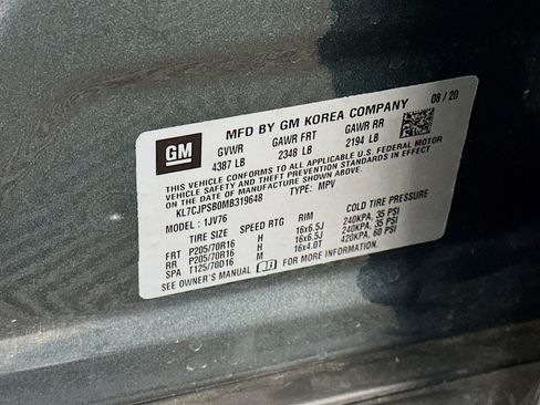 Used 2021 Chevrolet Trax LT w/ LT Convenience Package image 12