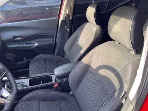 Used 2021 Nissan Kicks SV FWD image 8