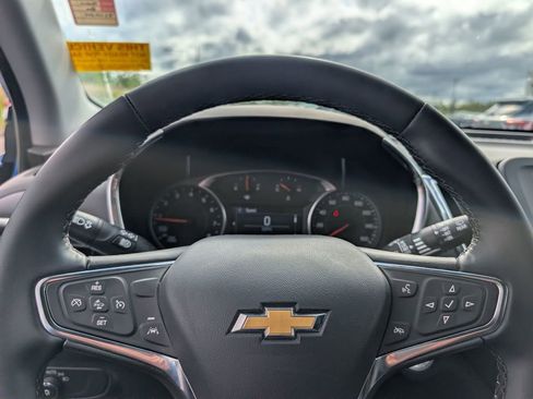 Used 2024 Chevrolet Equinox LT AWD/4WD image 11
