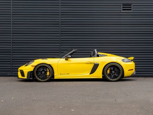 Certified 2024 Porsche 718 Boxster Spyder RS image 2
