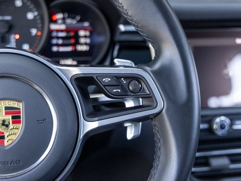 Certified 2021 Porsche Macan AWD/4WD image 35