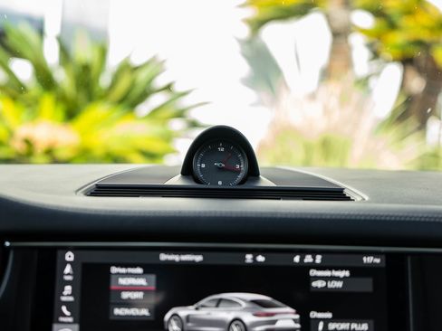 Used 2021 Porsche Panamera image 44