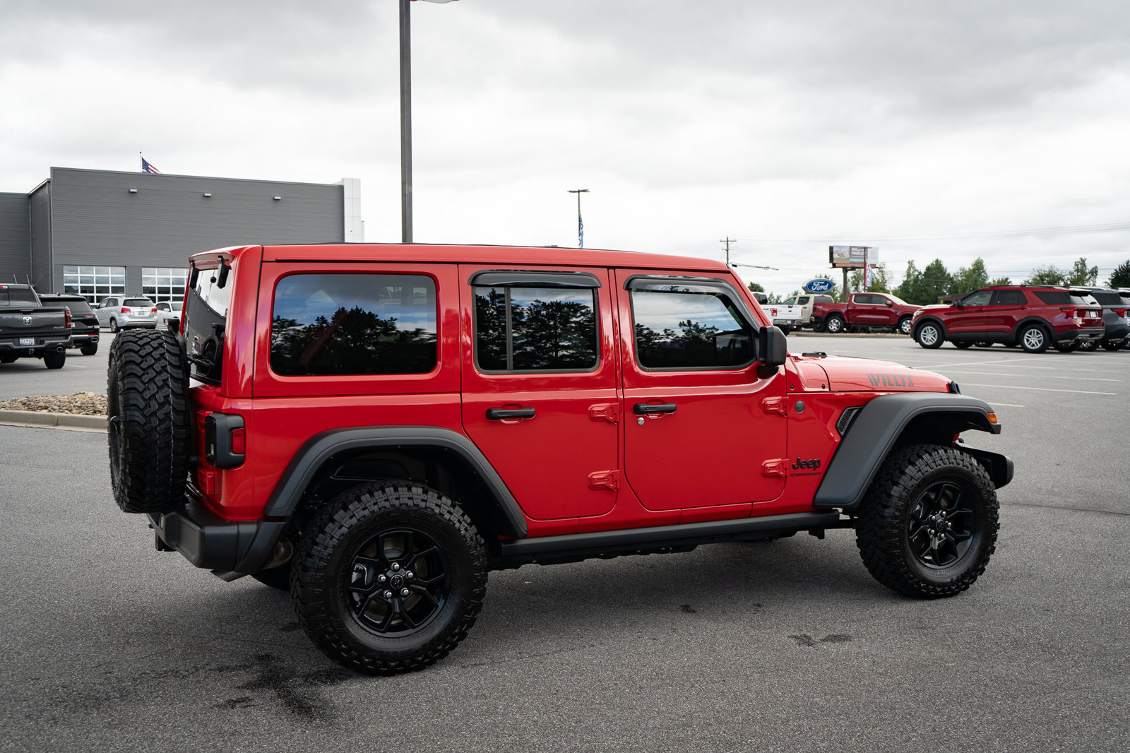 Used 2026 Jeep Wrangler Unlimited Sport AWD/4WD image 10