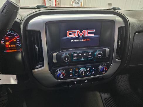 Used 2018 GMC Sierra 1500 SLE w/ SLE Value Package AWD/4WD image 14