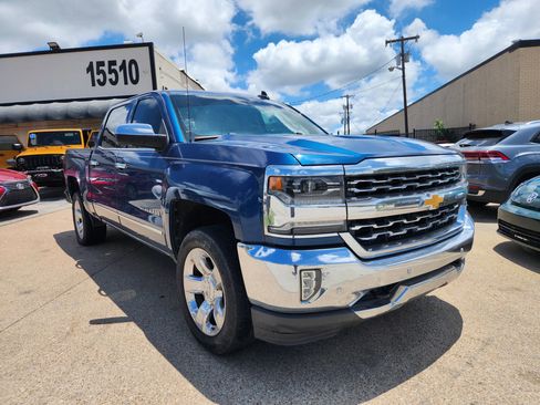 Used 2017 Chevrolet Silverado 1500 LTZ w/ Sport Package RWD image 7