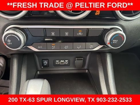 Used 2025 Nissan Sentra SV image 17