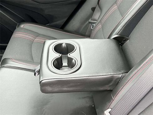 Used 2022 Chevrolet Equinox RS image 12