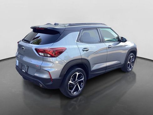Used 2023 Chevrolet TrailBlazer RS w/ Sun and Liftgate Package AWD/4WD image 5