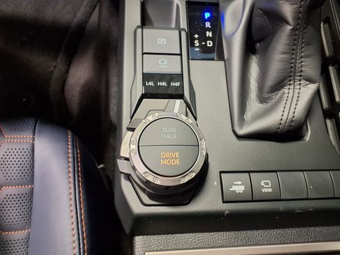 New 2026 Toyota 4Runner 4WD image 18