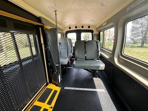 Used 2017 Ford Transit 250 148 Medium Roof RWD image 19