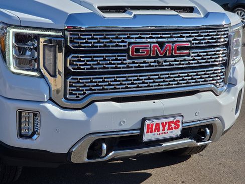 Used 2022 GMC Sierra 2500 Denali w/ Denali Ultimate Package AWD/4WD image 6