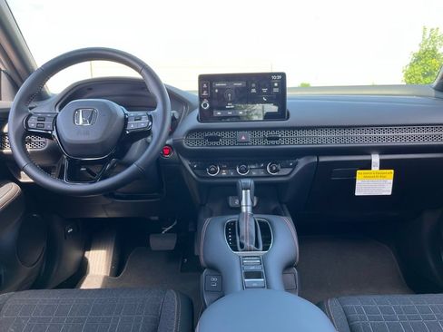 Certified 2026 Honda HR-V Sport image 16