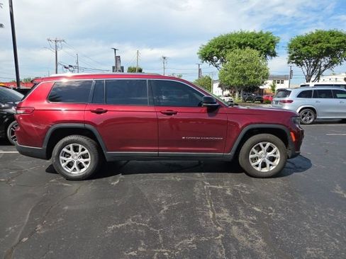 Used 2021 Jeep Grand Cherokee L Limited AWD/4WD image 2