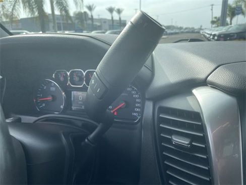 Used 2020 Chevrolet Tahoe Premier image 16